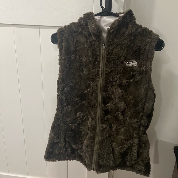 The North Face Jackets & Blazers - North face vest